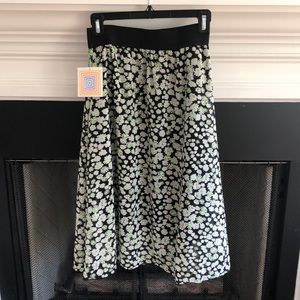 Lularoe Lola daisy skirt XS NWT